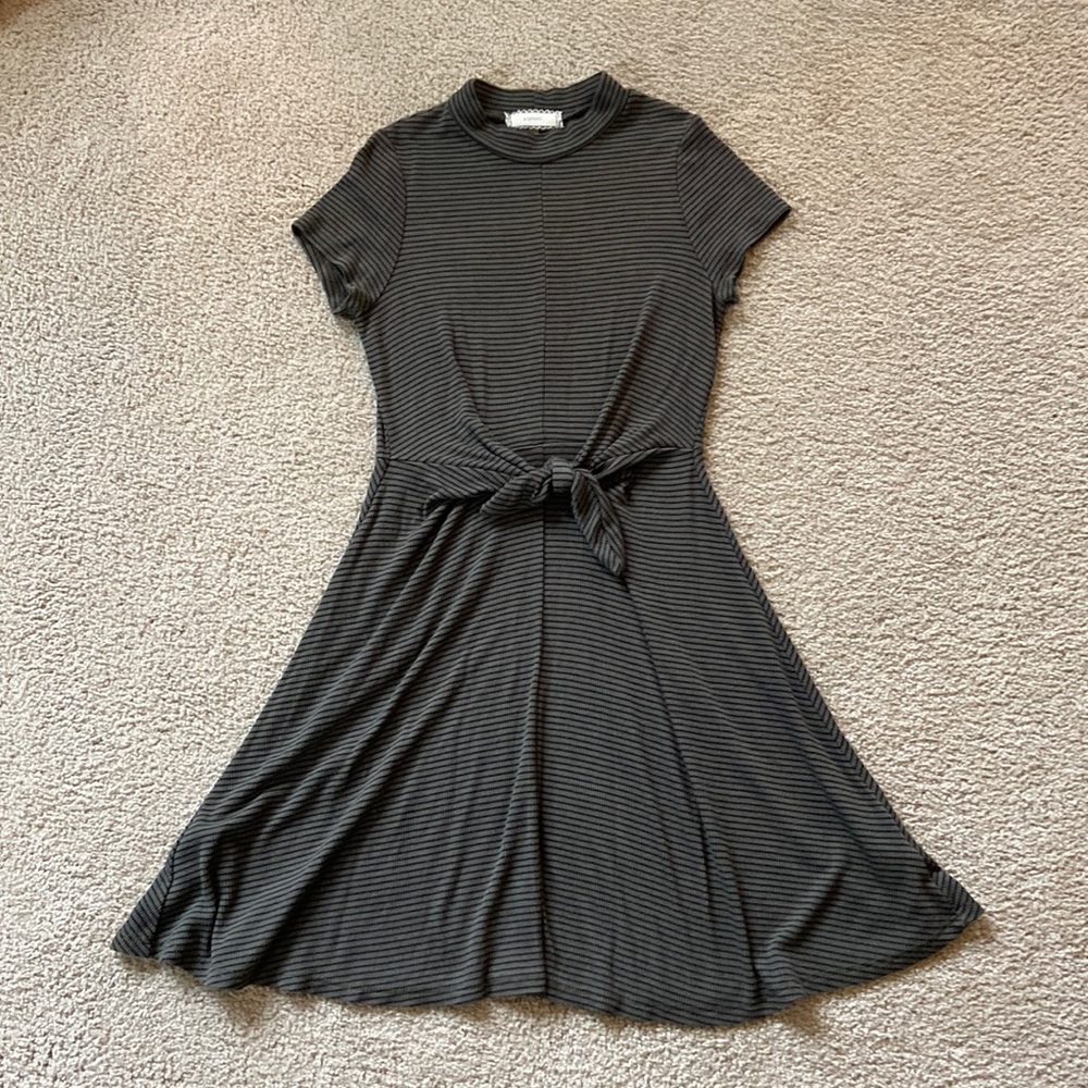 Girls Soprano soft fall winter short sleeve dress sz 16 (XL) BTS modest tween